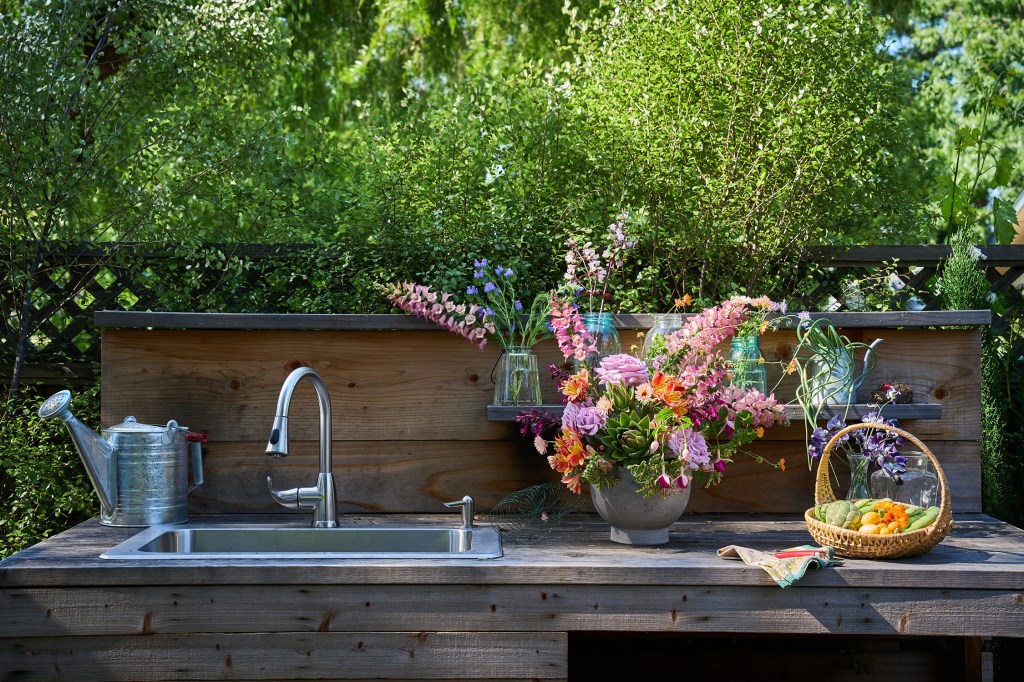 Put Down the Coffee Mug, Here's What a Gardener Really Wants for Mother's Day