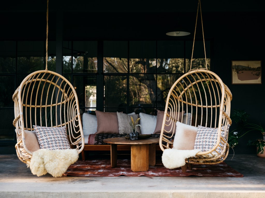 Your Patio Horoscope: The Ideal Outdoor Furniture for Geminis